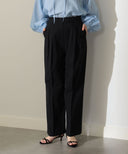 Demi-Luxe BEAMS / サッカー タブ付き 2タックパンツ